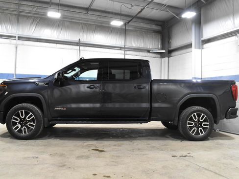 Used 2022 GMC Sierra 1500 AT4 w/ AT4 Preferred Package image 25