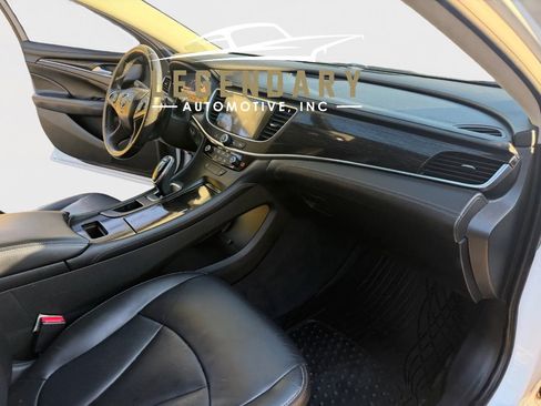 Used 2017 Buick LaCrosse Essence image 9