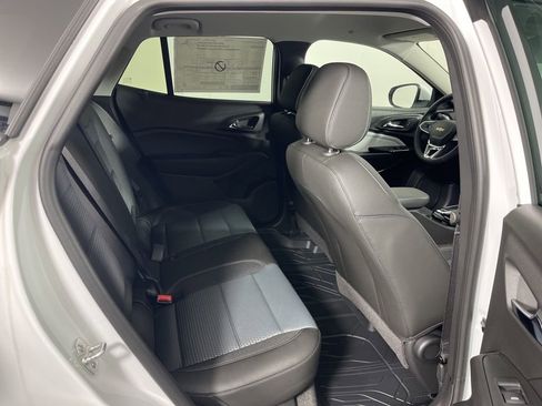 New 2026 Chevrolet Trax LT FWD image 11