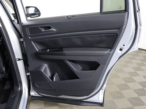 Used 2019 Volkswagen Atlas SEL AWD/4WD image 30