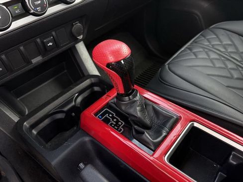 Used 2022 Toyota Tacoma SR RWD image 20