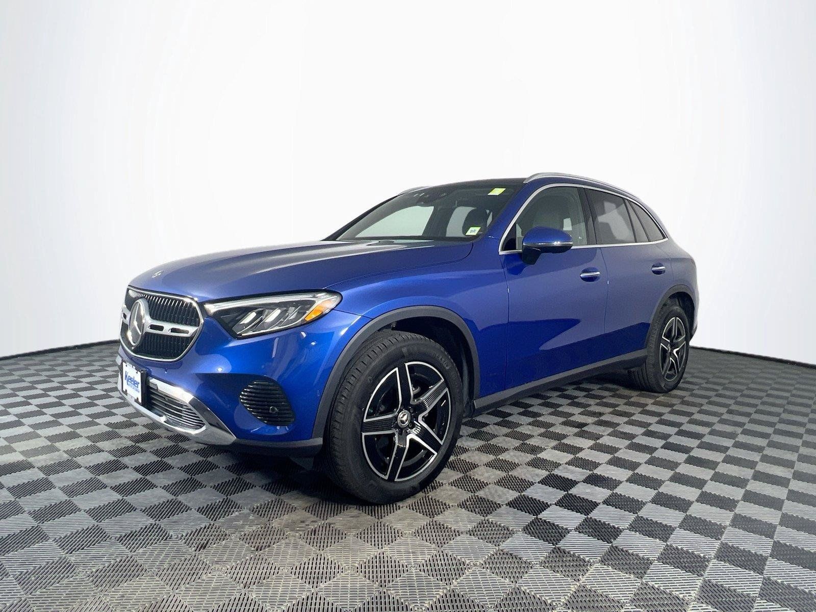 Certified 2026 Mercedes-Benz GLC 300 4MATIC image 2