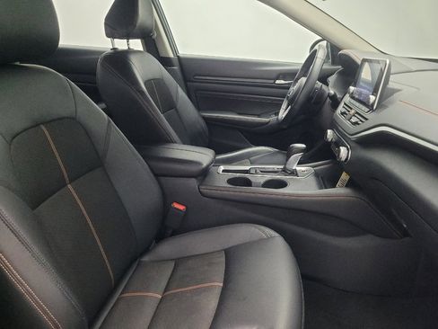 Used 2021 Nissan Altima 2.5 SR image 21