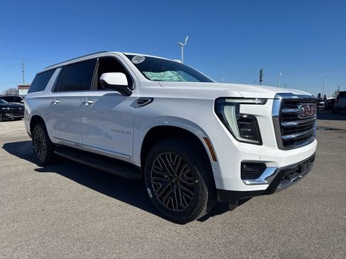 New 2026 GMC Yukon XL Elevation image 9