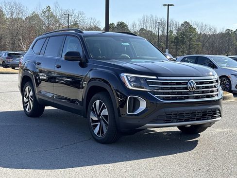 New 2026 Volkswagen Atlas SE image 7