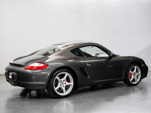 Used 2006 Porsche Cayman S RWD image 3