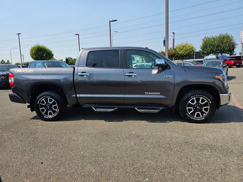 Used 2019 Toyota Tundra Limited w/ Limited Premium Package AWD/4WD image 4