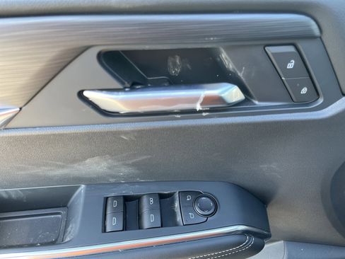 New 2026 GMC Acadia Elevation image 18