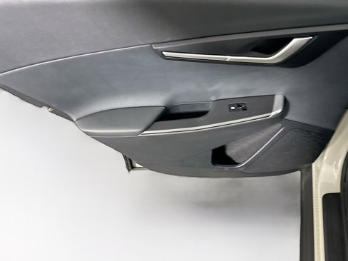 Used 2024 Kia EV6 Light image 26