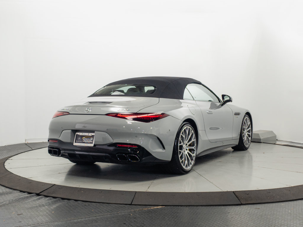 Certified 2022 Mercedes-Benz SL 63 AMG 4MATIC w/ Driver Assistance Package image 33