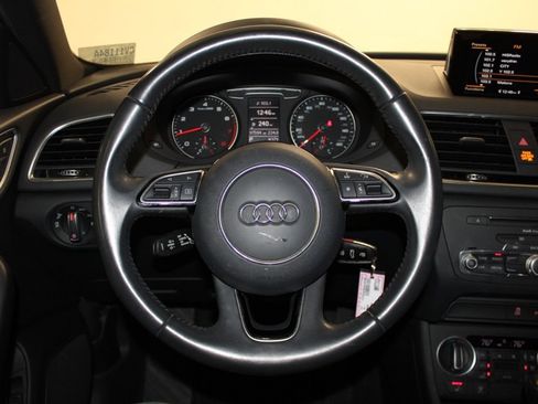 Used 2018 Audi Q3 2.0T Premium image 18