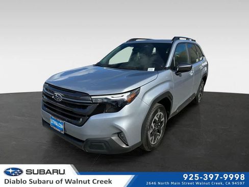 Used 2026 Subaru Forester Premium AWD/4WD image 1