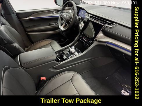 New 2025 Jeep Grand Cherokee Overland image 4