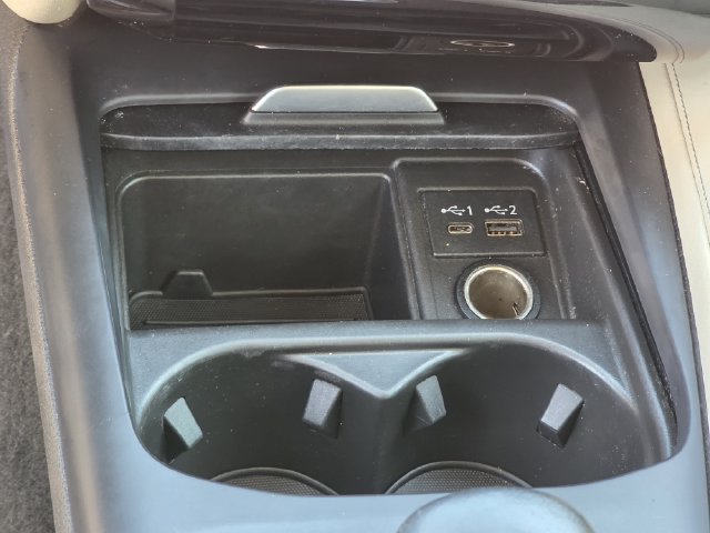 Used 2020 INFINITI QX50 Luxe w/ Navigation Package FWD image 28