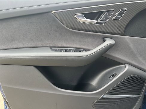 Certified 2025 Audi RS Q8 performance AWD/4WD image 14