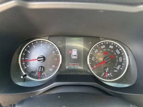 Used 2020 Toyota RAV4 LE w/ All Weather Liner Package FWD image 38