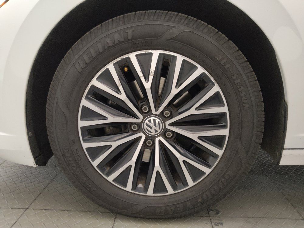 Used 2019 Volkswagen Jetta SE FWD image 31