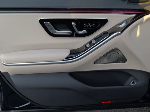 Used 2022 Mercedes-Benz S 500 4MATIC image 17