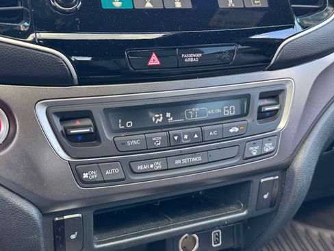 Certified 2023 Honda Passport EX-L image 12