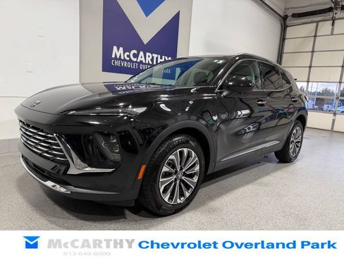 Used 2024 Buick Envision Preferred AWD/4WD image 9