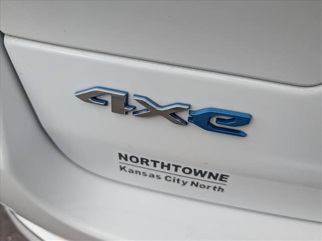 Used 2023 Jeep Grand Cherokee Summit w/ Advanced Protech Group IV AWD/4WD image 22