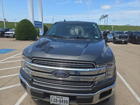 Used 2018 Ford F150 Lariat w/ Equipment Group 502A Luxury AWD/4WD image 8