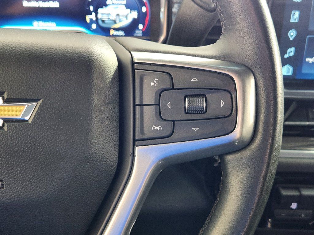 Used 2024 Chevrolet Silverado 3500 LTZ w/ LTZ Plus Package AWD/4WD image 19