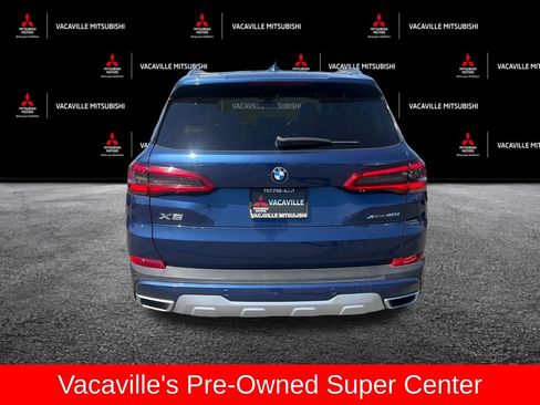 Used 2019 BMW X5 xDrive40i w/ Premium Package AWD/4WD image 4