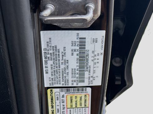 Used 2019 Ford Fusion SE w/ Equipment Group 151A image 40