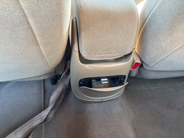 Used 1999 Ford Taurus SE FWD image 17