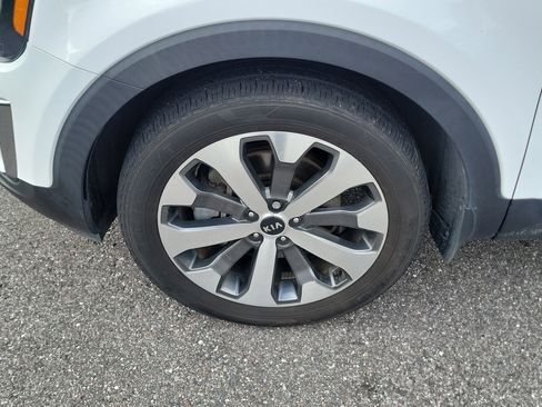 Used 2021 Kia Telluride EX w/ EX Premium Package FWD image 39