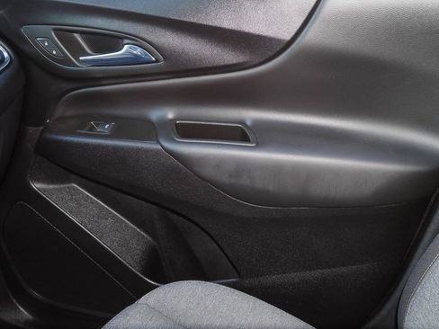 Used 2024 Chevrolet Equinox LT FWD image 24