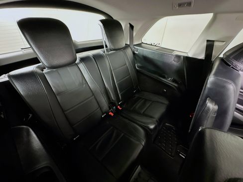 Used 2024 Mercedes-Benz GLS 580 4MATIC image 31