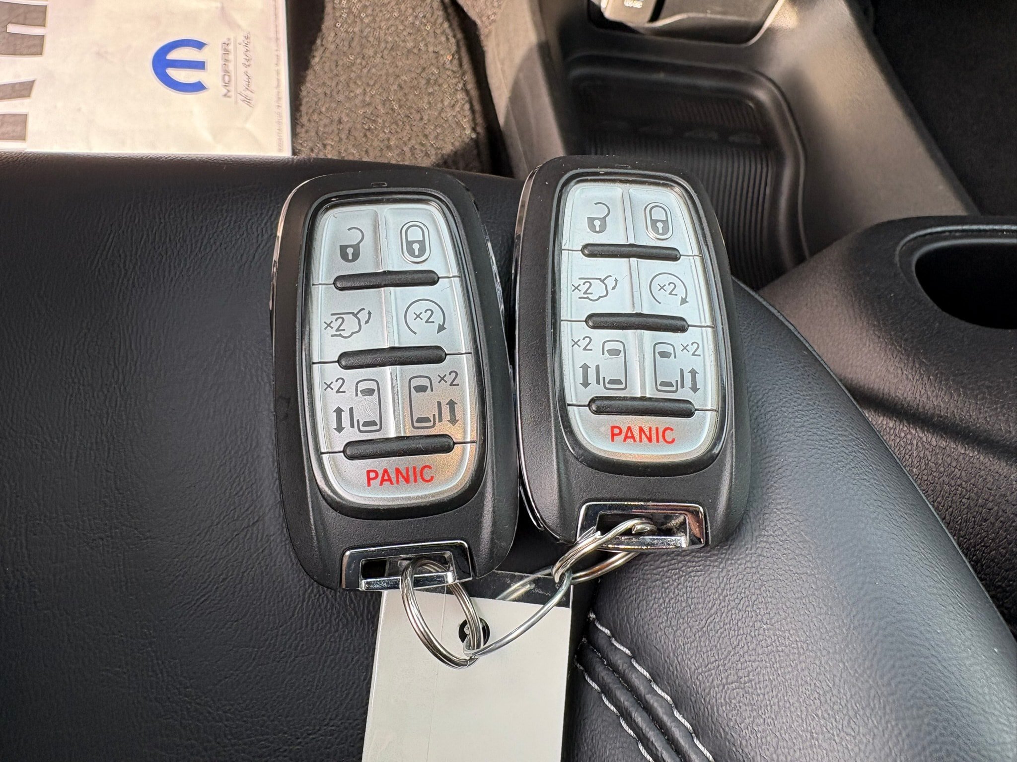 Used 2023 Chrysler Pacifica Touring-L w/ S Appearance Package FWD image 21