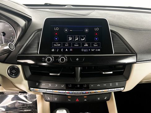 Used 2025 Cadillac CT4 Premium Luxury image 27