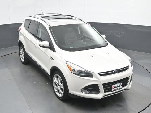 Used 2015 Ford Escape Titanium w/ Equipment Group 301A AWD/4WD image 36