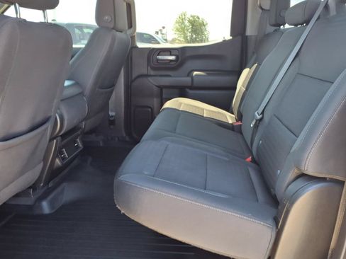 Used 2023 Chevrolet Silverado 1500 Custom Trail Boss w/ LPO, Dark Essentials Package AWD/4WD image 16