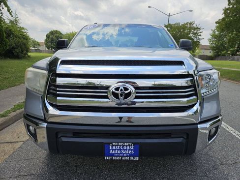 Used 2016 Toyota Tundra SR5 AWD/4WD image 9