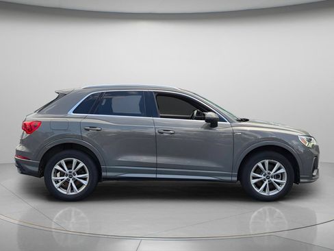 Used 2023 Audi Q3 2.0T Premium w/ Convenience Package AWD/4WD image 6
