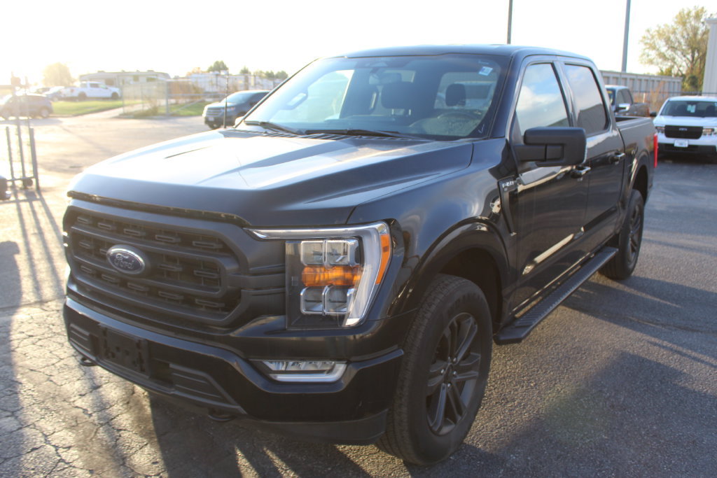 Used 2022 Ford F150 XLT w/ Equipment Group 302A High AWD/4WD image 2