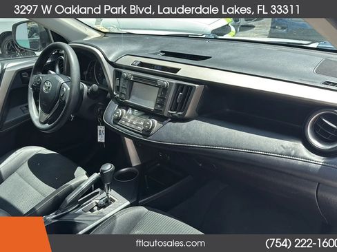 Used 2013 Toyota RAV4 XLE FWD image 38