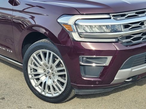Used 2023 Ford Expedition Max Platinum image 9