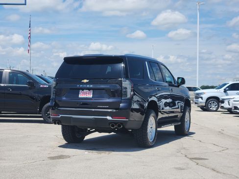 Used 2025 Chevrolet Tahoe Premier AWD/4WD image 7