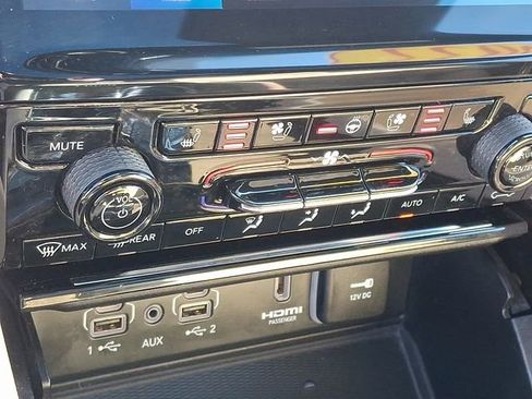 Used 2022 Jeep Grand Cherokee Limited 4xe w/ Luxury Tech Group II image 18