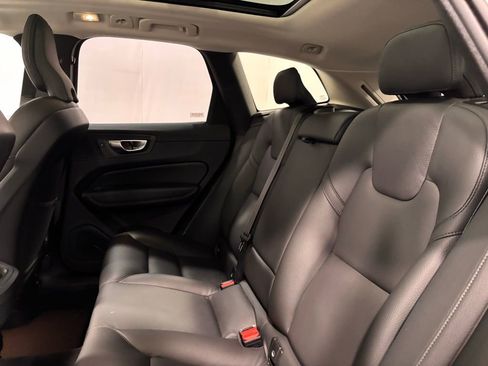 Certified 2025 Volvo XC60 B5 Plus image 21