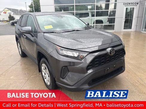 Used 2022 Toyota RAV4 LE AWD/4WD image 1