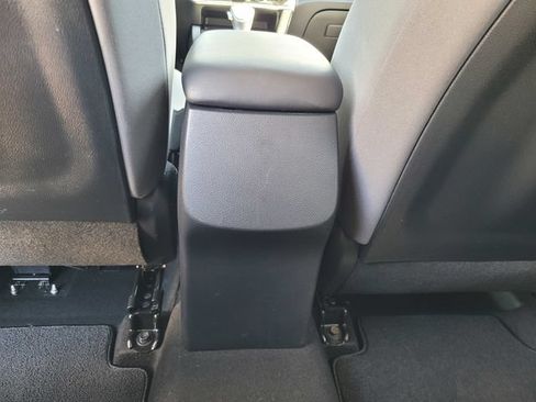 Used 2023 Kia Seltos LX AWD/4WD image 15