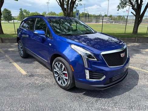 Used 2024 Cadillac XT5 Sportv w/ Technology Package AWD/4WD image 5