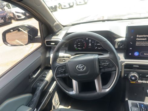 Used 2024 Toyota Tacoma 4x4 Double Cab Hybrid image 13