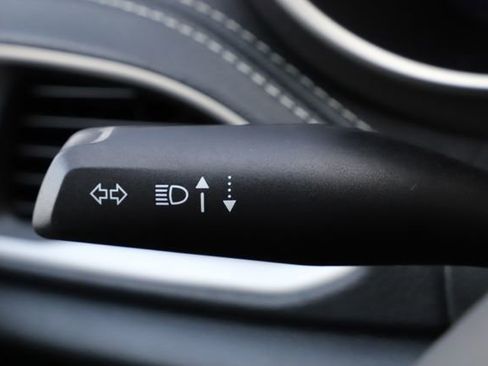 New 2026 Chrysler Pacifica Select image 35